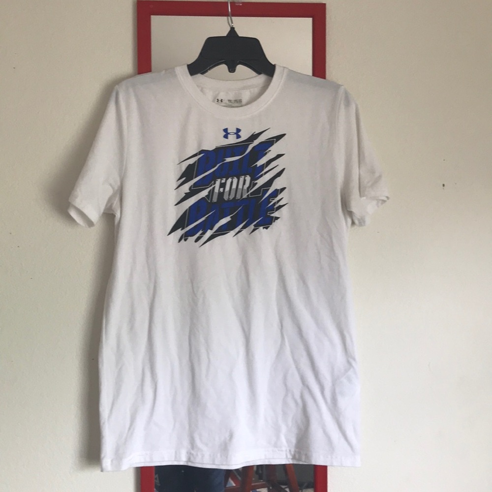 Under Armour white youth t shirt XL